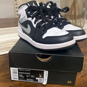 Jordan 1 mid (PS) size 11